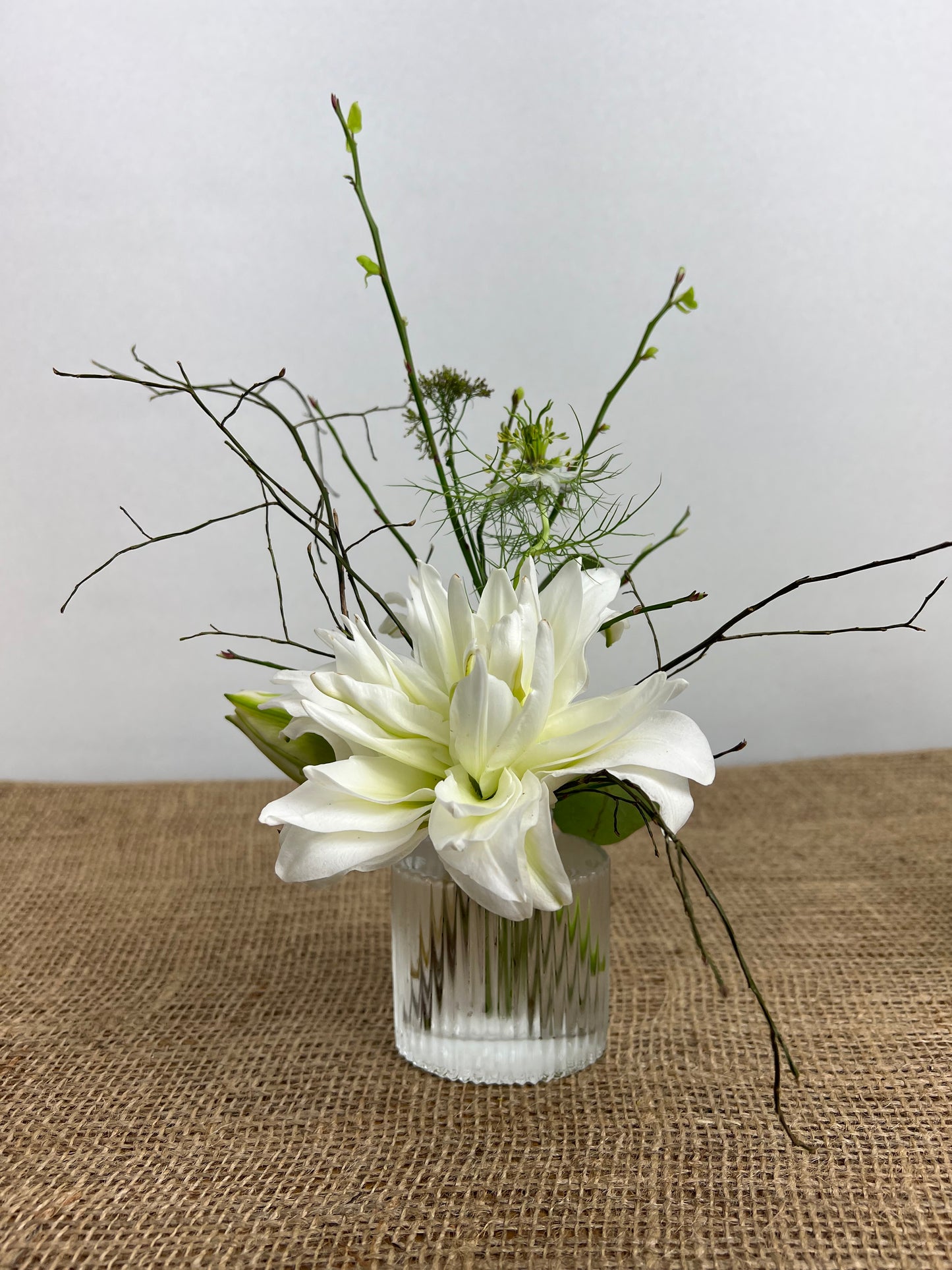 Small buds vase arrangement (Set of 4)