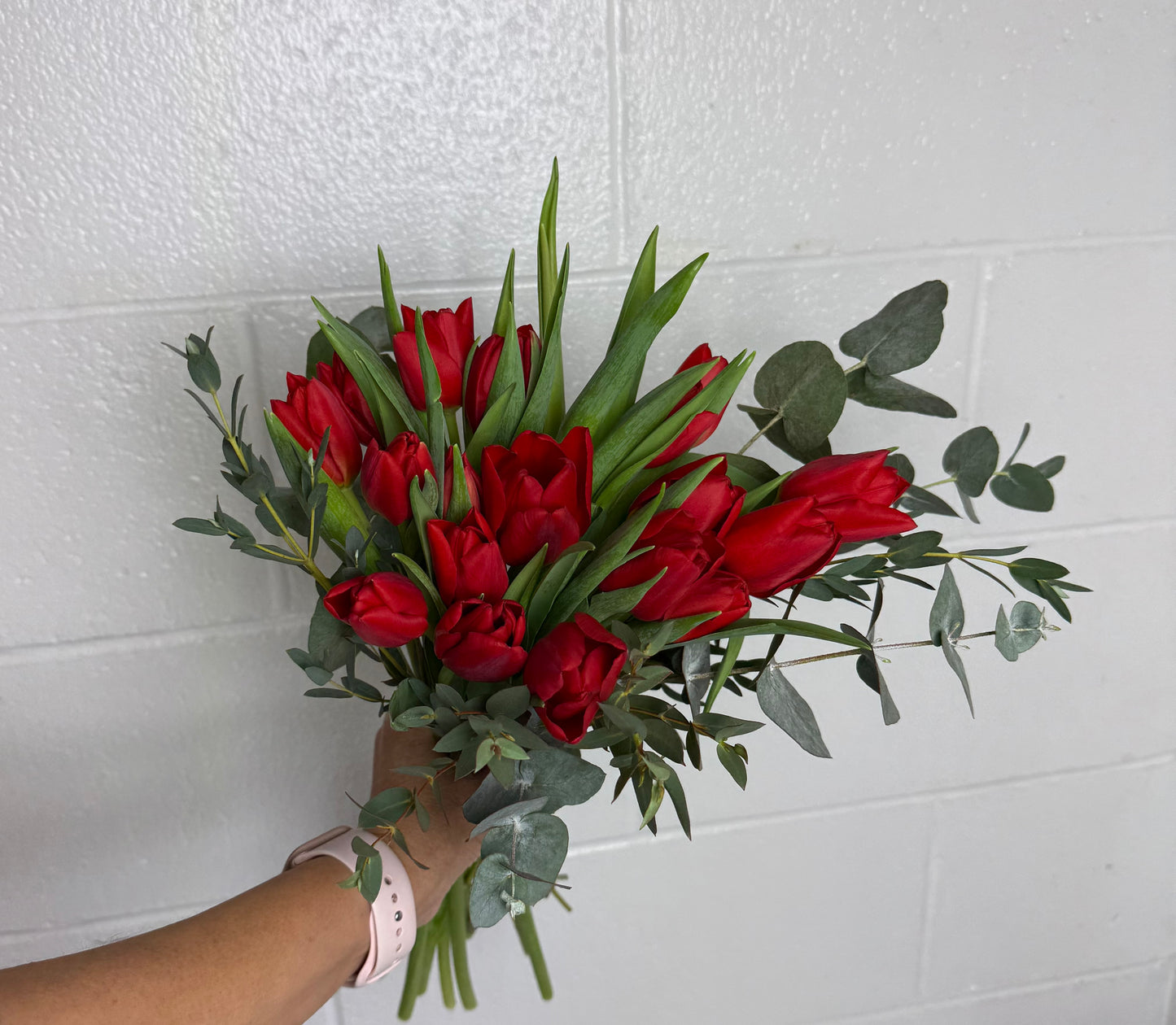 Tulip Hand-tied bouquet