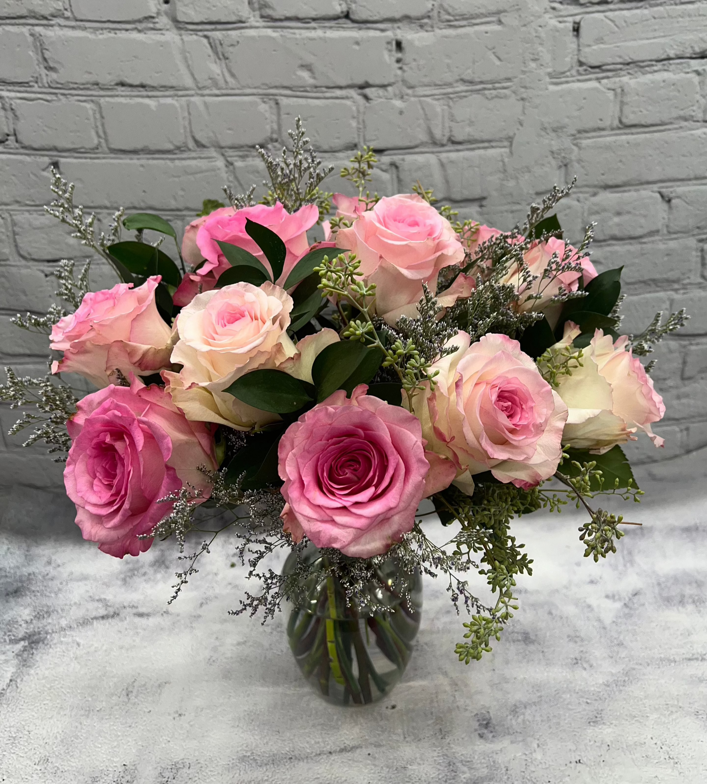 Rosa Hand-tied bouquet