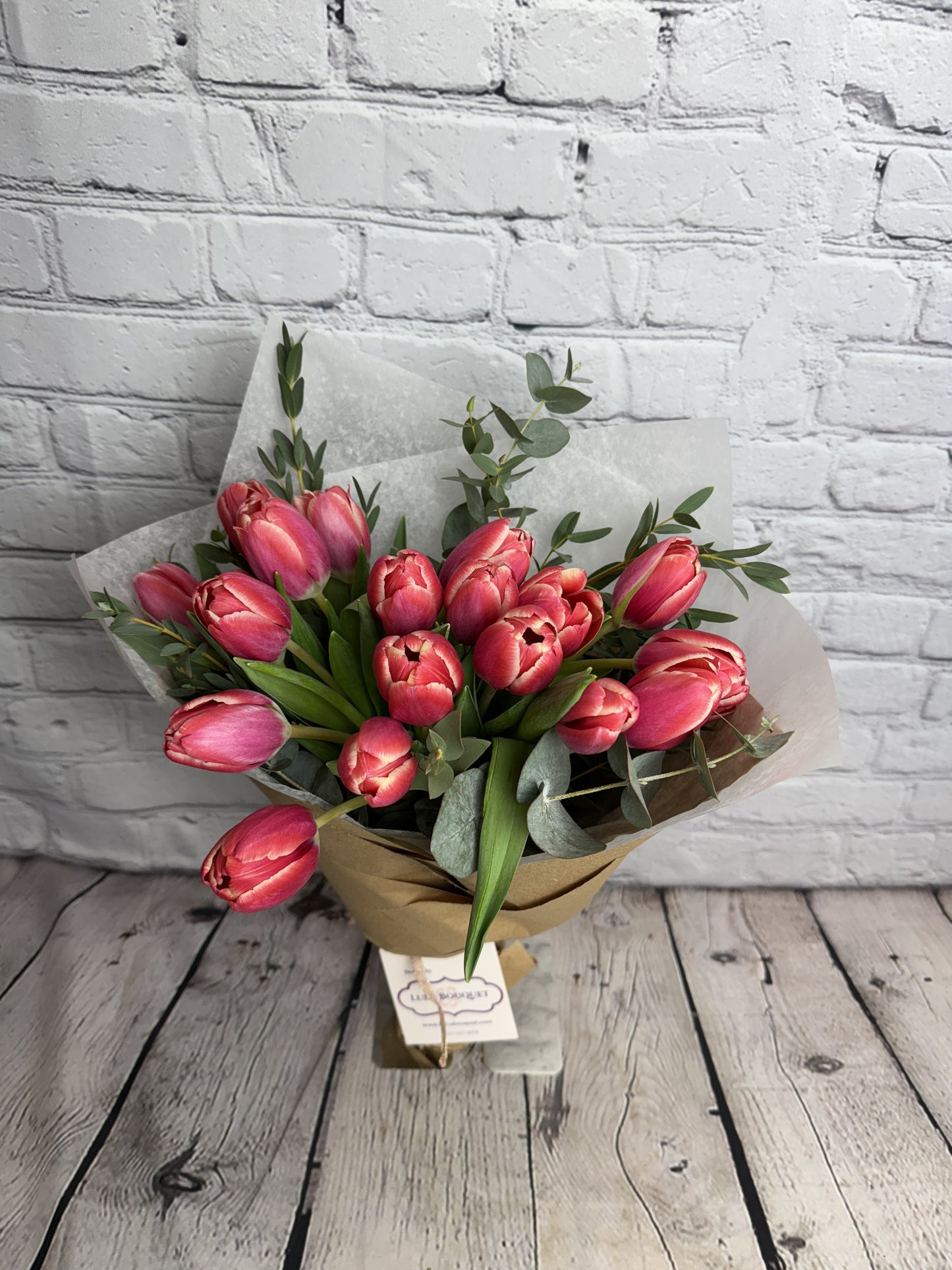 Tulip Hand-tied bouquet